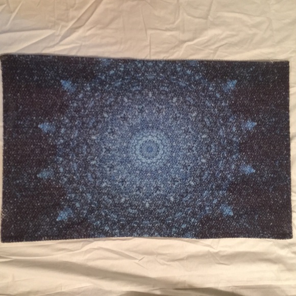 Mandala bath mat knit rug - Picture 3 of 7